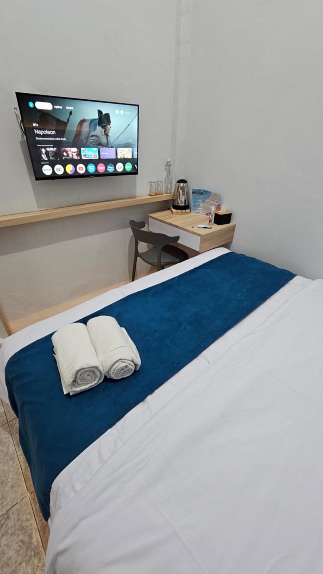Wisma tamu Dyaza Lv Near Sultan Syarif Kasim Airport And Uir *